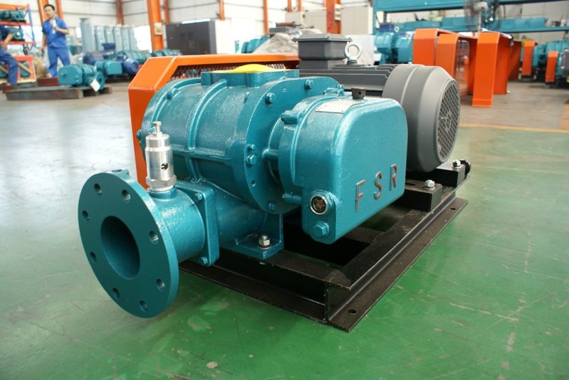 章丘豐源機(jī)械污水曝氣風(fēng)機(jī)實(shí)拍圖.jpg 章丘豐源機(jī)械污水曝氣風(fēng)機(jī)實(shí)拍圖